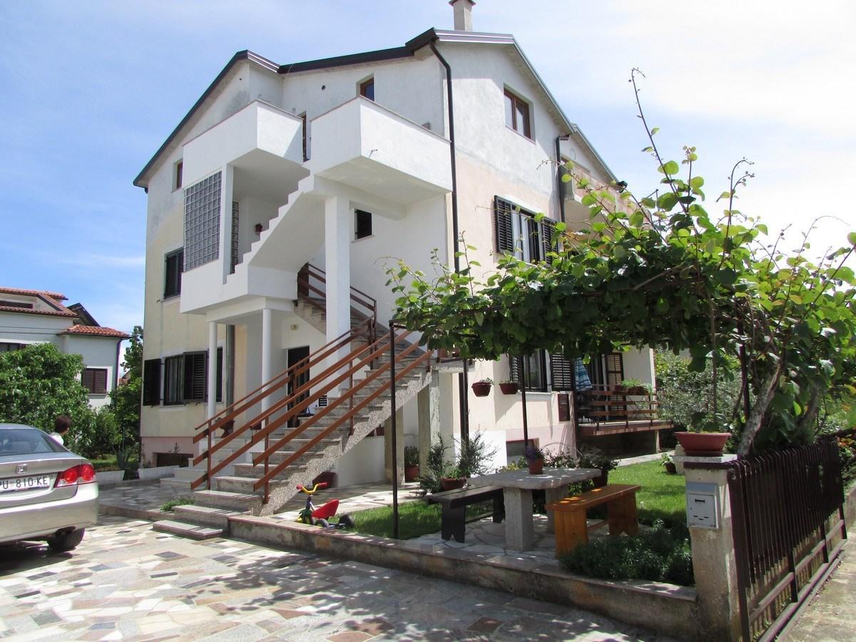 أوماغ Mirela House With Apartment المظهر الخارجي الصورة