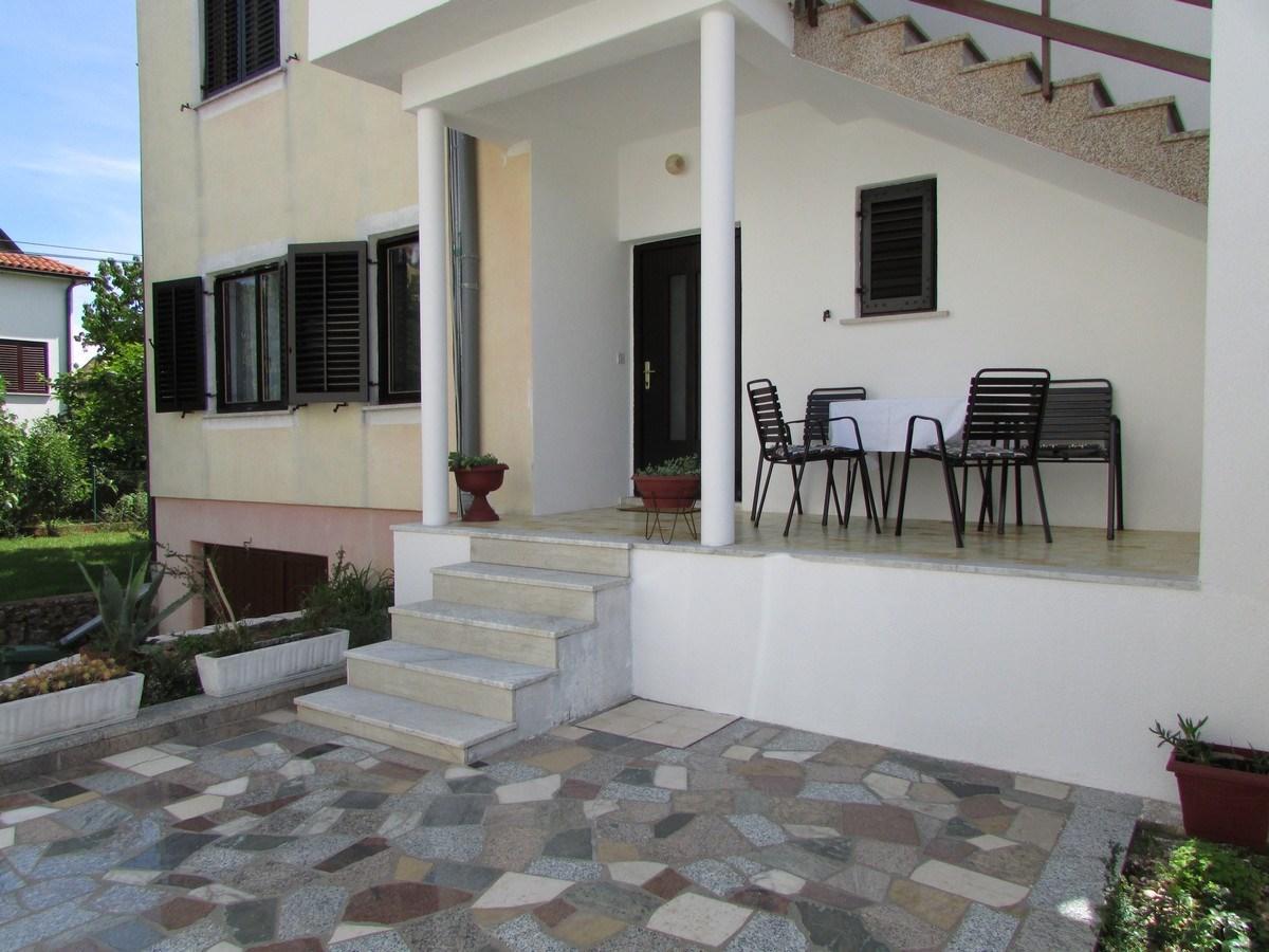 أوماغ Mirela House With Apartment المظهر الخارجي الصورة
