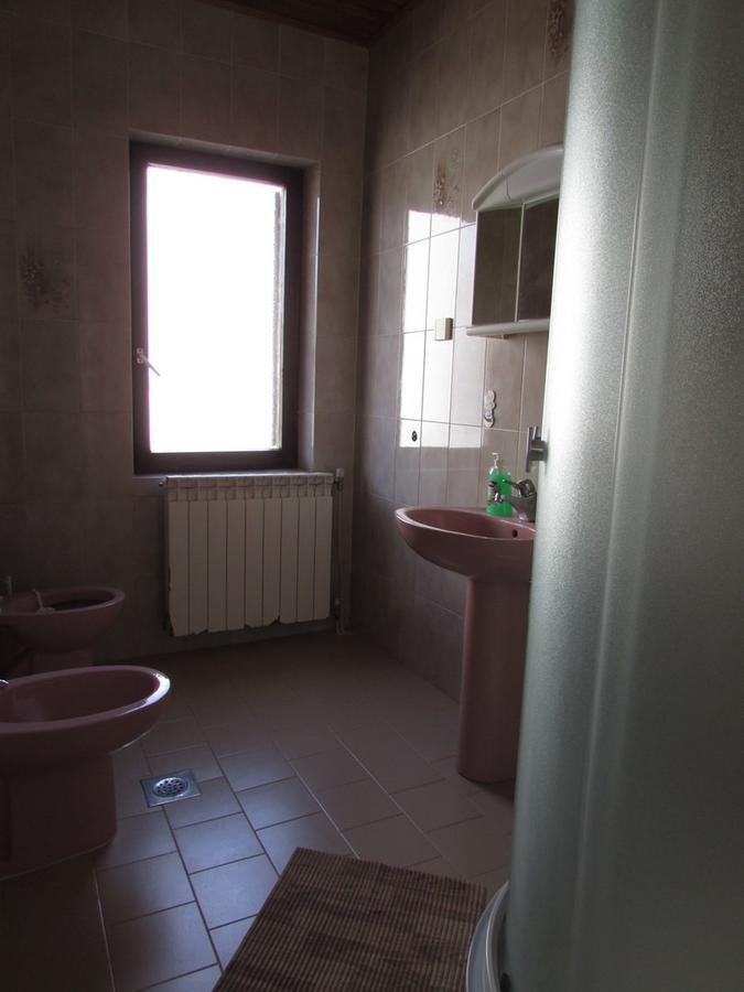 أوماغ Mirela House With Apartment المظهر الخارجي الصورة