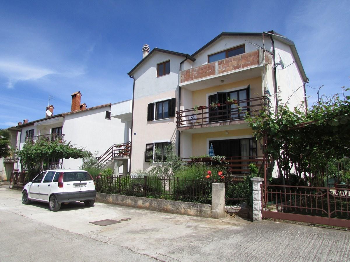 أوماغ Mirela House With Apartment المظهر الخارجي الصورة